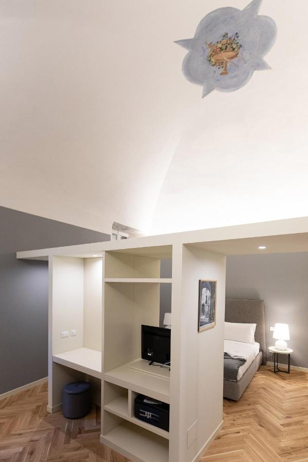 Palazzo Liberati Apartments Парма Екстер'єр фото