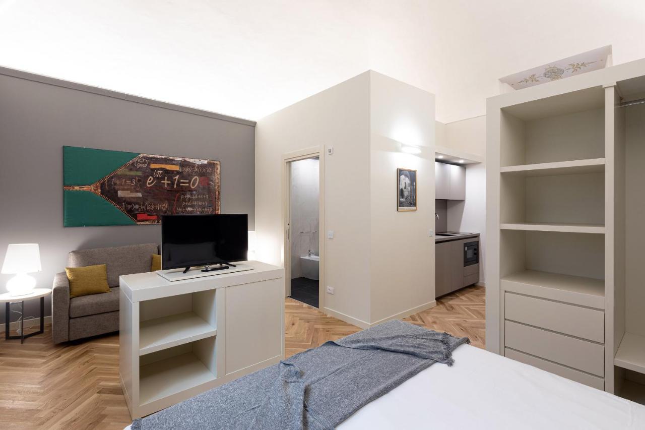 Palazzo Liberati Apartments Парма Екстер'єр фото