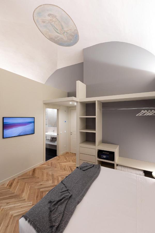 Palazzo Liberati Apartments Парма Екстер'єр фото