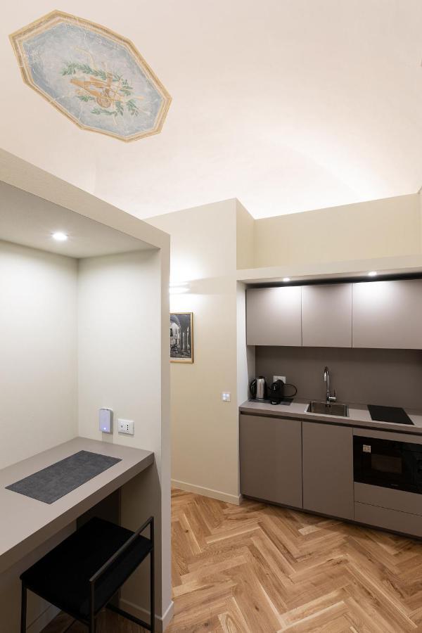 Palazzo Liberati Apartments Парма Екстер'єр фото