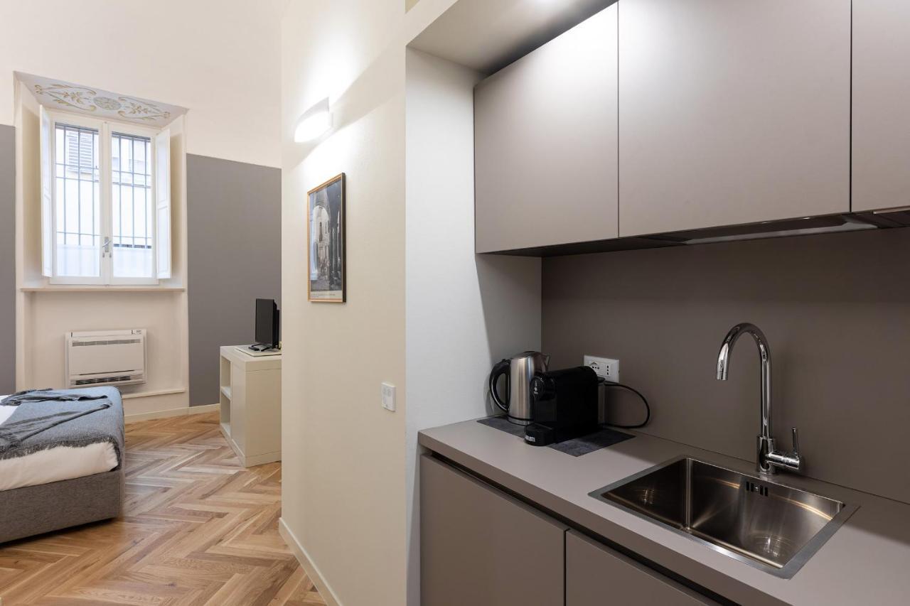 Palazzo Liberati Apartments Парма Екстер'єр фото